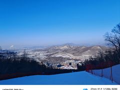 -中旅松花湖滑雪场