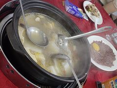-花苑美食横琴生蚝火锅(拱北粤华路店)