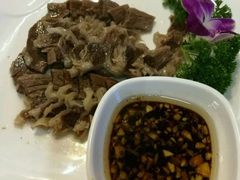 白切牛腩-梓程海鲜大酒家