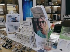 -三目眼镜·蔡司视觉合作店(青浦宝龙店)