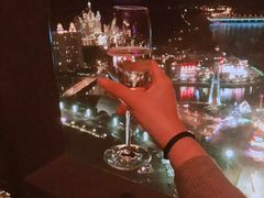 -大连君悦酒店 · VIVA(星海广场店)