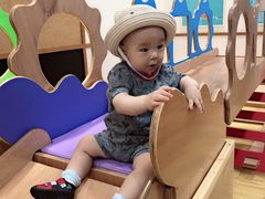 -抱抱熊托育中心(大悦城店)