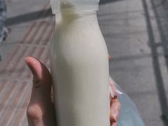 -正飞鲜奶(公园北街店)