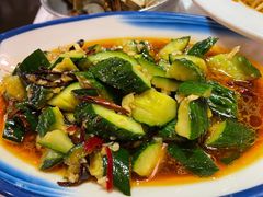 凉拌黄瓜-早酒肖汉老味拌面