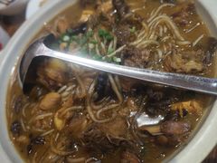 小鸡炖蘑菇-李老哈·东北菜(宋园路店)