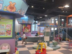 -卡通尼乐园(五彩世界店)
