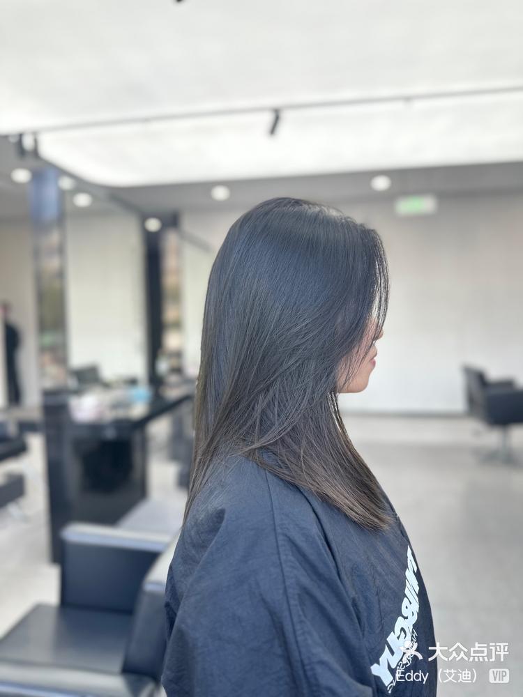 1 / 5 2 / 5 3 / 5 4 / 5 5 / 5 打开app查看高清大图 eddy(艾迪)