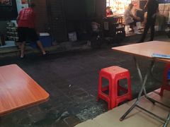 -威邵鸡煲(西华路总店)