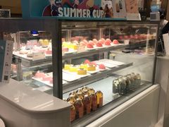 面包甜点陈列柜-奈雪的茶(华侨城创意园店)