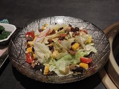 -铭牛烧肉·和牛海鲜自助(高新月牙湖店)