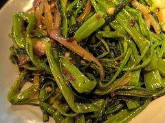 马来盏炒通菜-大头虾越式风味餐厅(光明广场店)