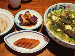 -李犟大爆鳝面·手工蟹黄包(湖滨西湖店)