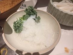 -左庭右院鲜牛肉火锅(七宝领展广场店)