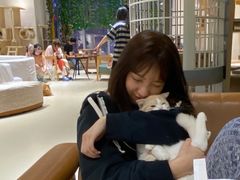 -藏猫猫咖啡主题馆(中央大道店)