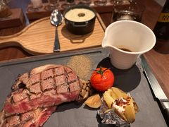 -恰餐厅及酒吧 CHAR Bar & Grill (北京丽都皇冠假日店)