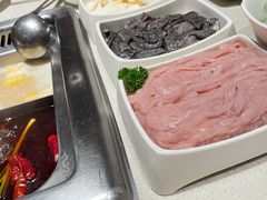 -海底捞火锅鲜切牛肉主题店(长寿路店)
