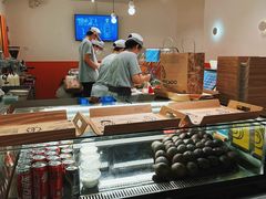 -油梨树 AVOCADO TREE(亮马桥店)