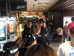 -麦当劳(红旗路店)