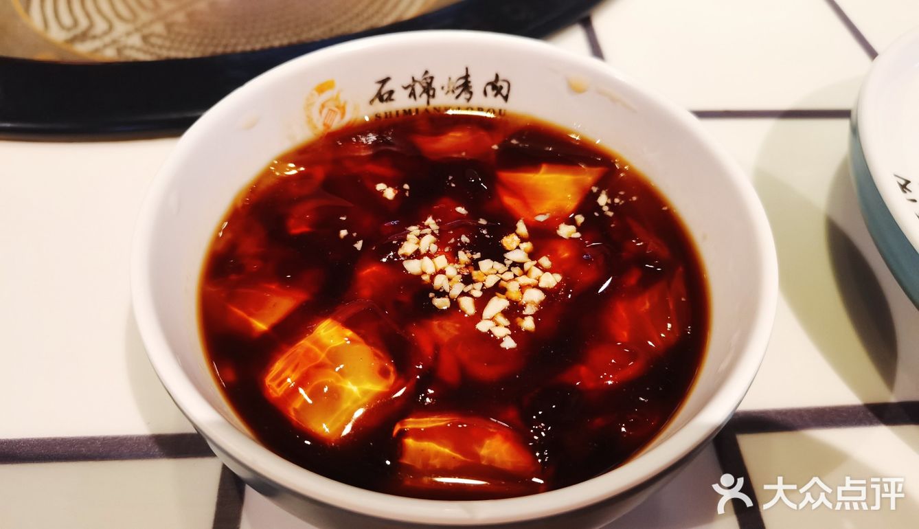 7点多到的还要等位，生意特别好，座无虚席
