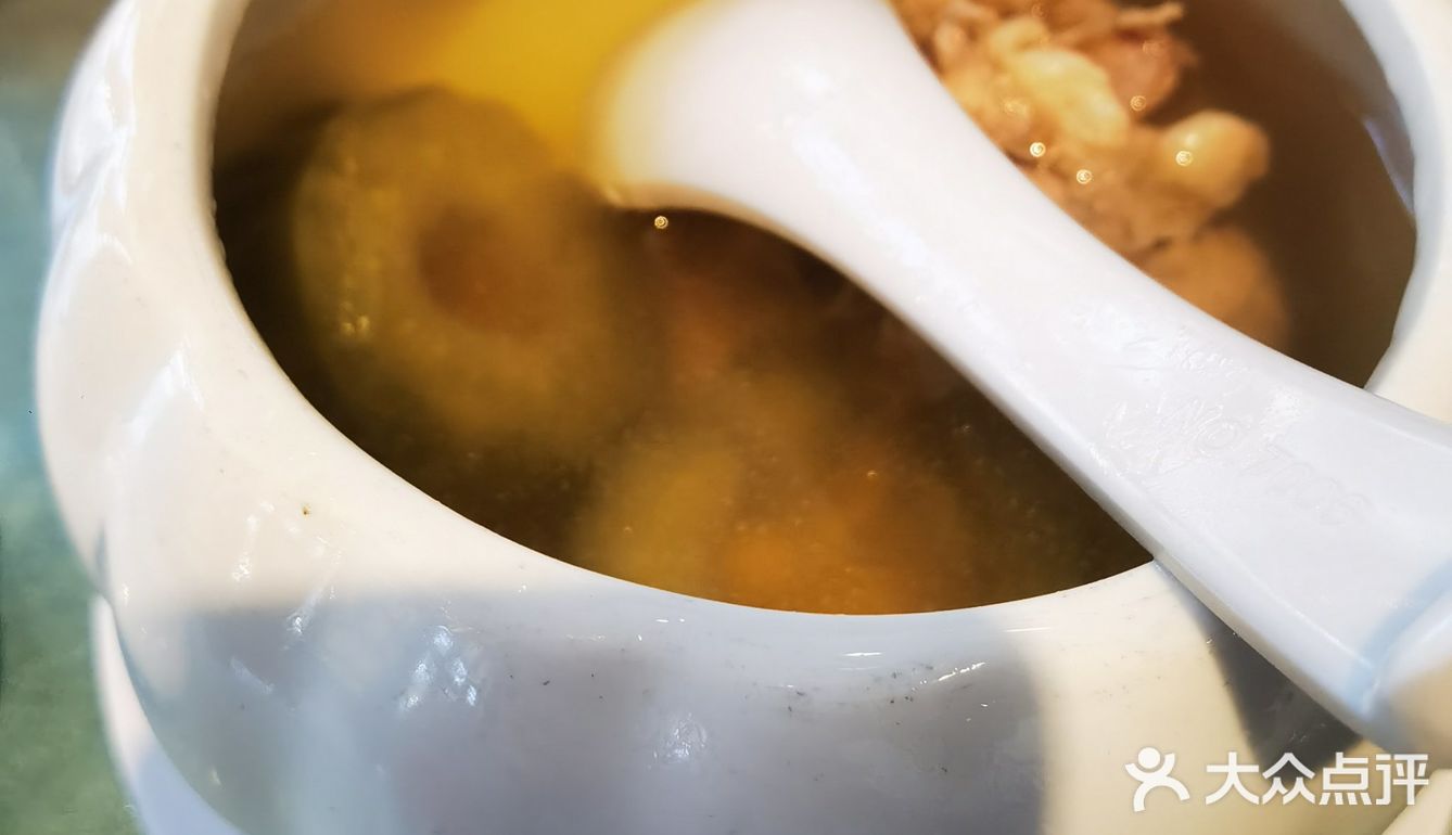 孩子都喜欢喝，非常好，是个带娃和老人去吃饭的好地方