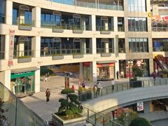 -浦江城市生活广场(江月路店)