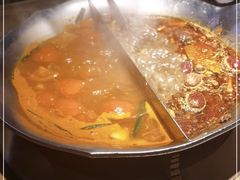 -湊湊火锅·茶憩(杭州湖滨银泰in77店)