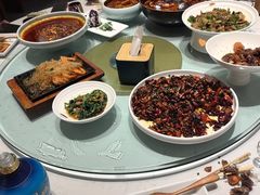 -峨嵋小镇·川菜(正定朗华店)