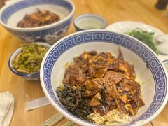 -沪西老弄堂面馆(定西路店)