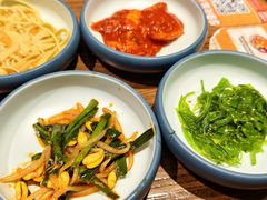 -明洞阿姨·韩式酱蟹烤肉·创意料理(方庄店)