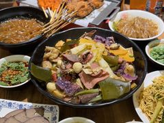 -万记麻辣烫国展总店