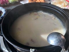-大匠工房古船木艺术餐厅·猪肚鸡专门店(长白仙岛店)