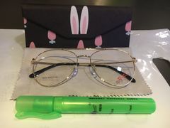 -LOGO眼镜·蔡司品牌折扣店(龙华清湖店)