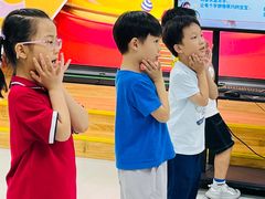 -蓝话筒·少儿成人演讲口才·主持朗诵·戏剧表演(大华第一坊店)