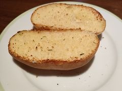 特质蒜香面包-萨莉亚意式餐厅(莲花国际广场店)