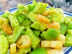 -八两八金·莱芜特色炒鸡(市南漳浦路店)