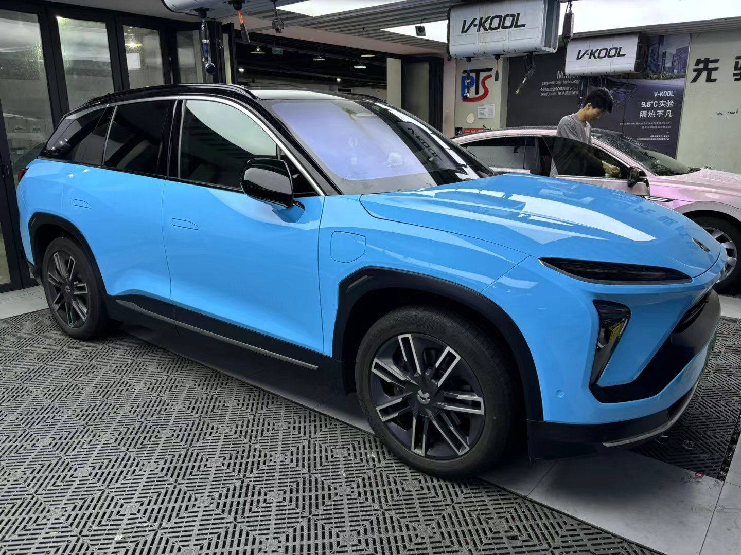 蔚来es6改色水晶天空蓝,靓照鉴赏