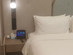 -广州天河体育中心美居酒店