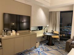 -上海漕河泾万丽酒店