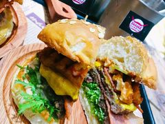 -Burger Double汉堡双倍