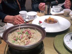 -吴越荣记苏州菜·松鼠桂鱼100%活鱼现做(斜塘老街店)