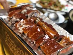 四更烤乳猪-东方之猪四更烤乳猪(金垦总店)