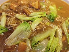 猪肉炖粉条-东北哈尔滨酱骨头馆房掌柜铁锅炖