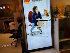 -moll学习桌椅(上海久光百货店)