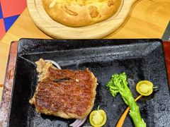 米德特色奶酪包-米德维奇俄式西餐厅(西六道街店)