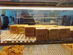 -红星前进面包牛奶公司(五道口购物中心店)