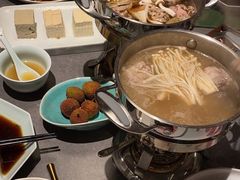 -鼎鼎香·港式火锅(北京SKP店)