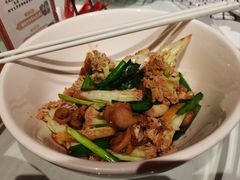 孜然花菜炒油渣-味上湘菜馆(阿波罗店)