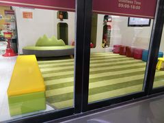 -雅悦齿科(顾村公园店)