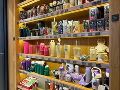 -星巴克臻选(华堂·新辰汇店)