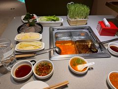 -海底捞火锅(新松江路生日主题店)
